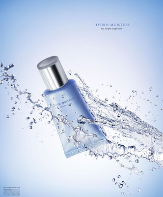 Y368水潤美妝護(hù)膚品PSD合成海報水元素產(chǎn)品宣傳平面廣告模板素材